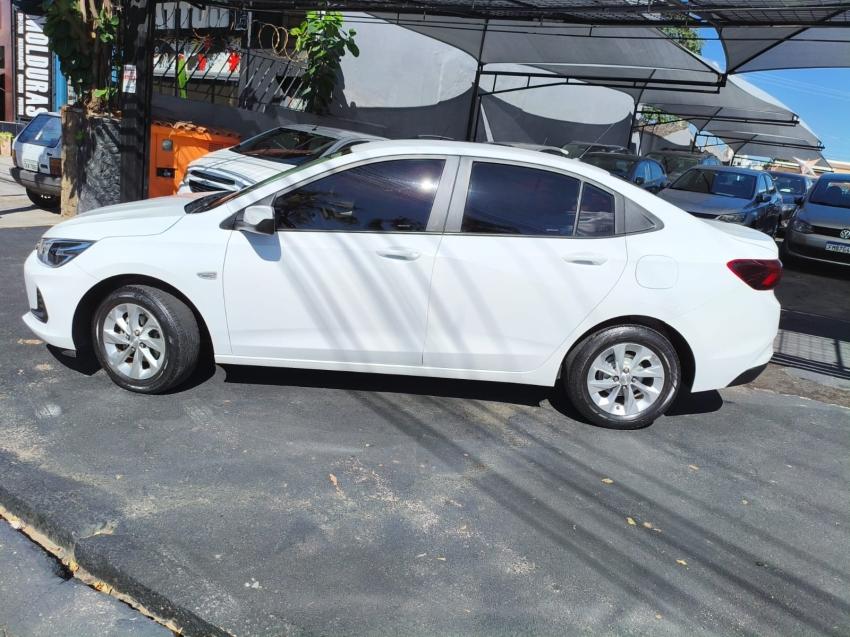 CHEVROLET Onix Sedan - Foto