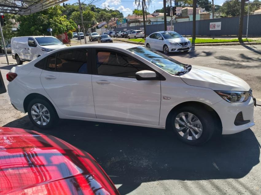 CHEVROLET Onix Sedan - Foto