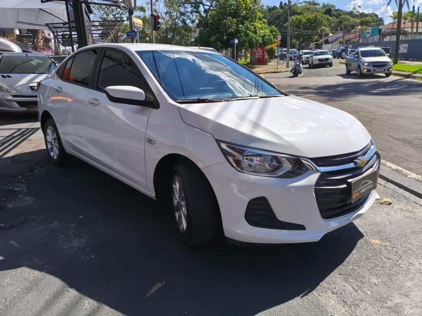 CHEVROLET Onix Sedan - Foto