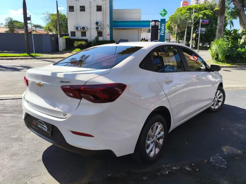 CHEVROLET Onix Sedan - Foto