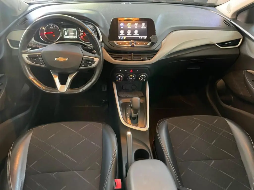 CHEVROLET Onix Sedan - Foto