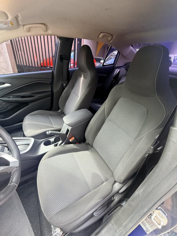 CHEVROLET Onix Sedan - Foto