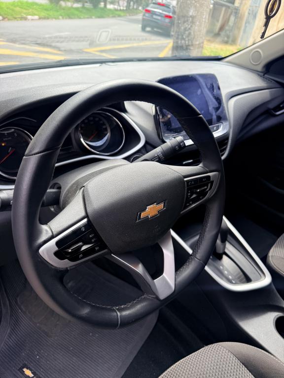 CHEVROLET Onix Sedan - Foto