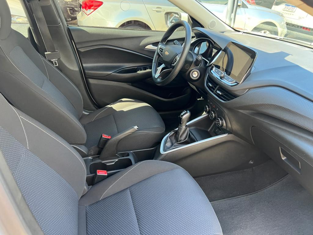 CHEVROLET Onix Sedan - Foto