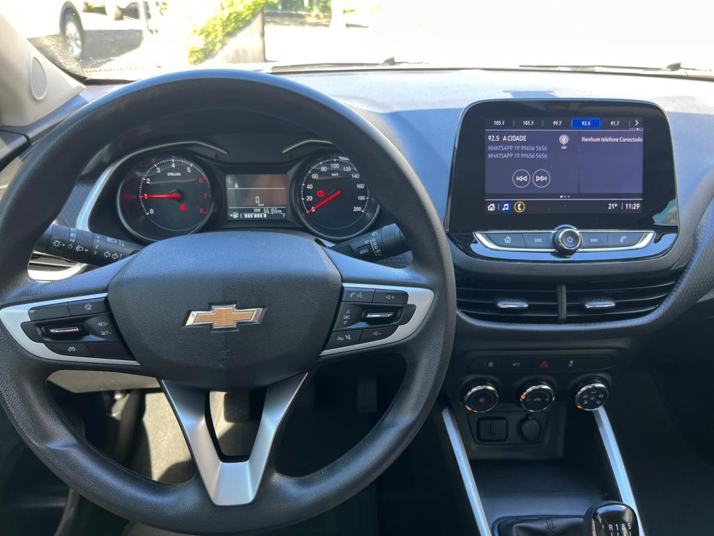 CHEVROLET Onix Sedan - Foto