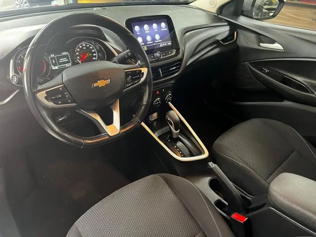 CHEVROLET Onix Sedan - Foto