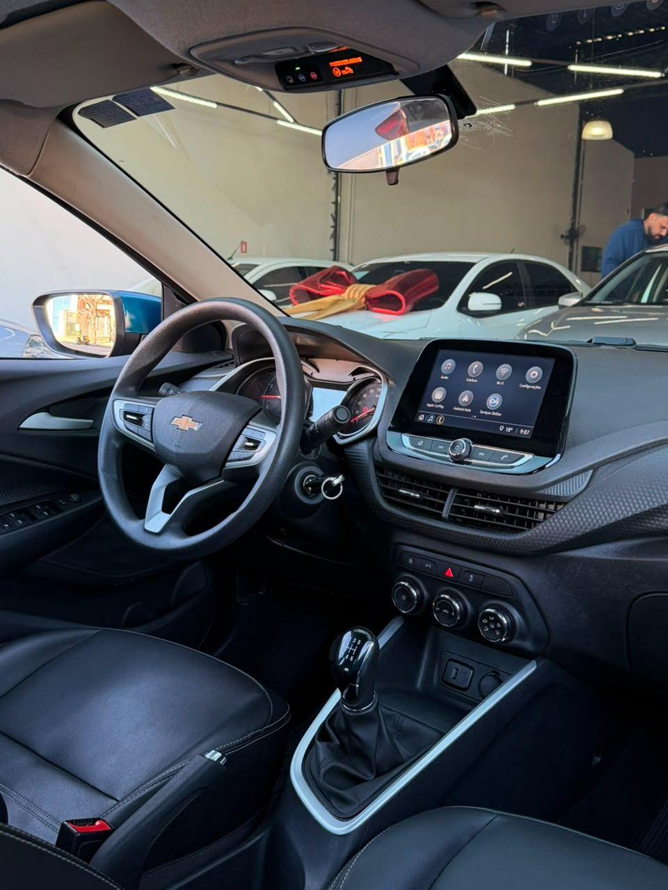 CHEVROLET Onix Sedan - Foto