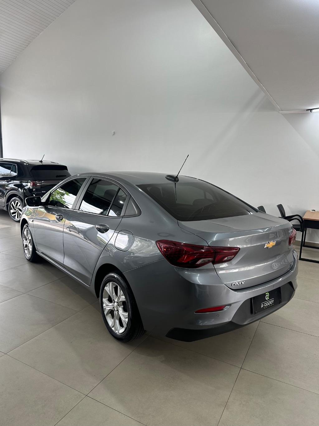 CHEVROLET Onix Sedan - Foto
