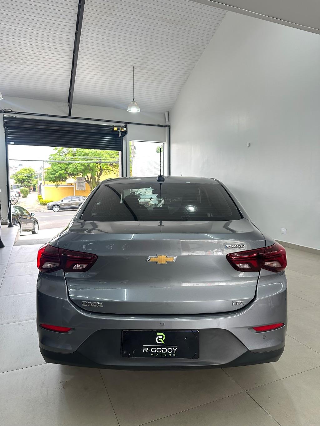 CHEVROLET Onix Sedan - Foto