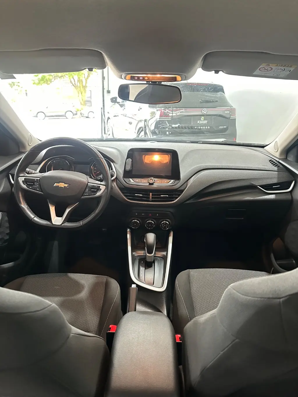 CHEVROLET Onix Sedan - Foto