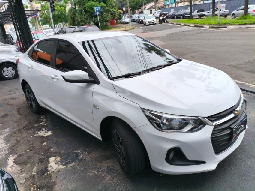CHEVROLET Onix Sedan - Foto