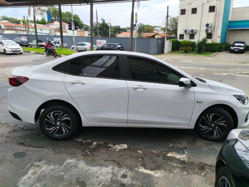 CHEVROLET Onix Sedan - Foto