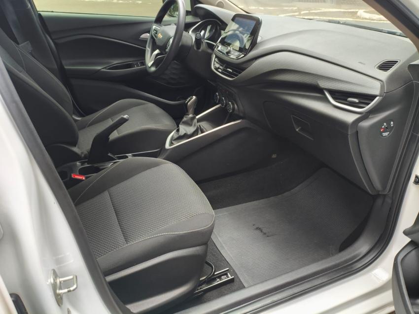 CHEVROLET Onix Sedan - Foto