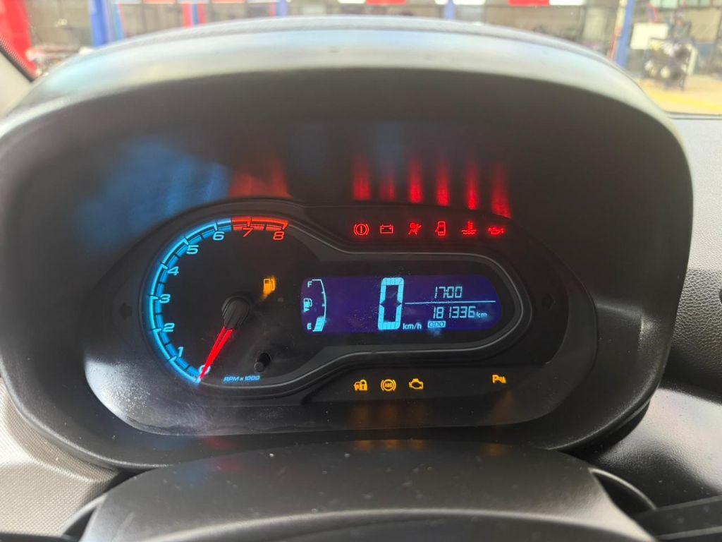 CHEVROLET Prisma - Foto