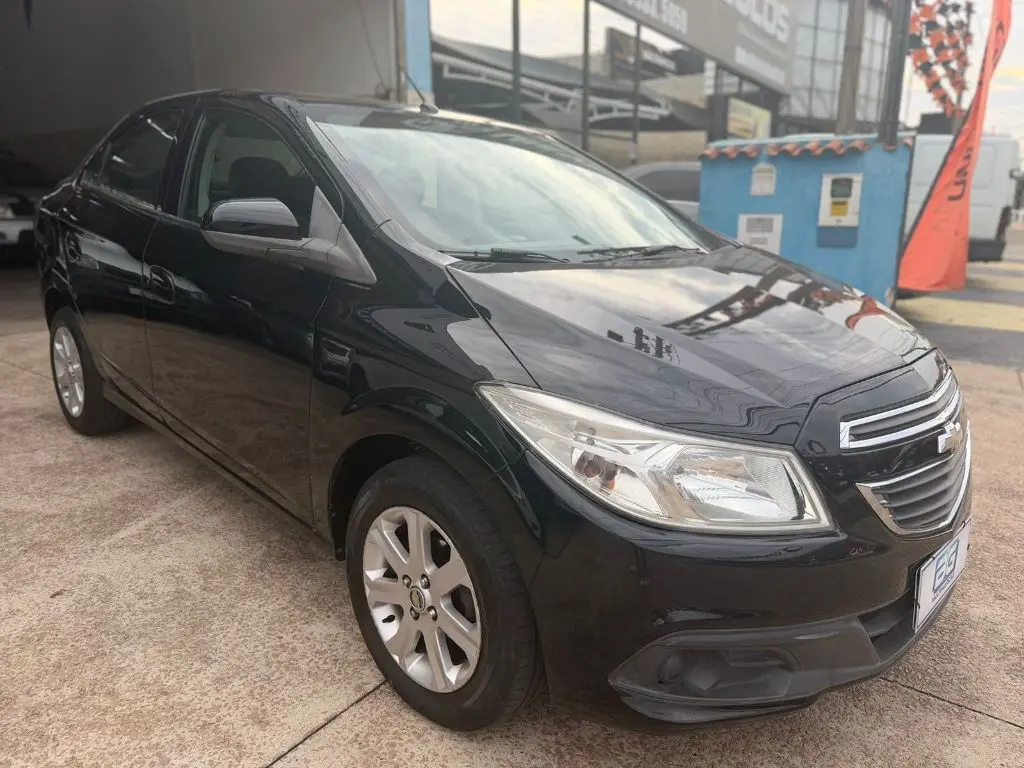 CHEVROLET Prisma - Foto