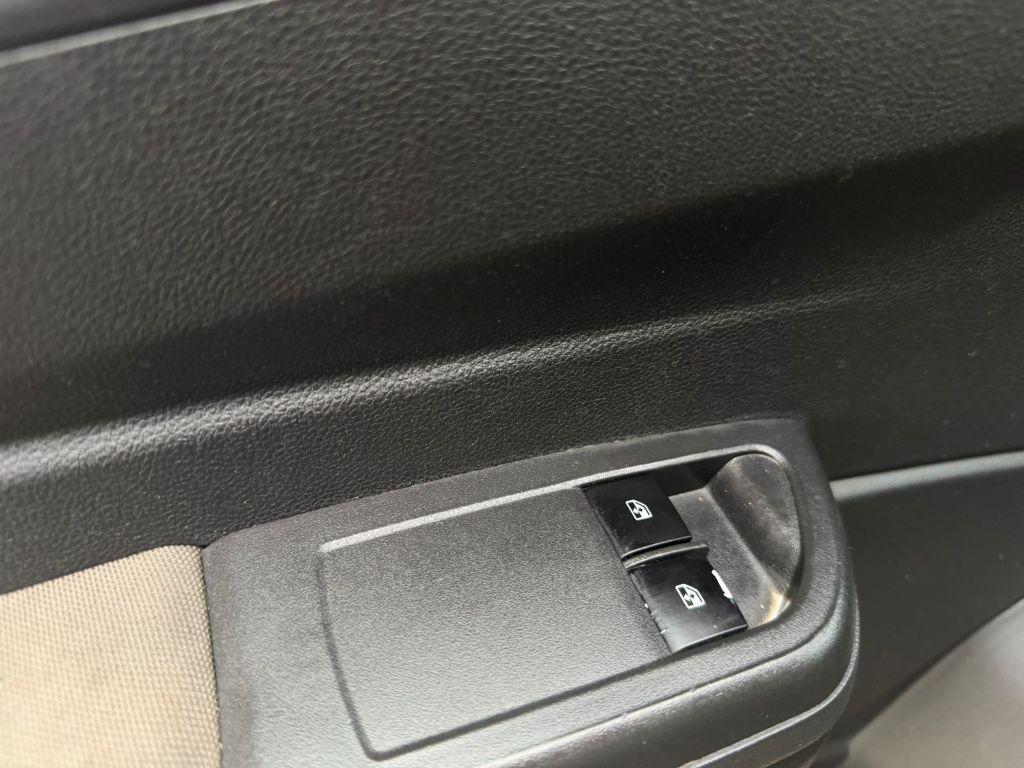 CHEVROLET Prisma - Foto