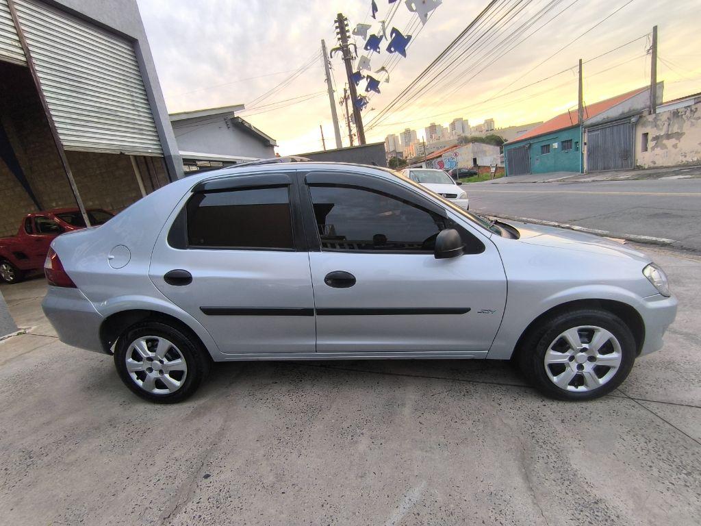 CHEVROLET Prisma - Foto