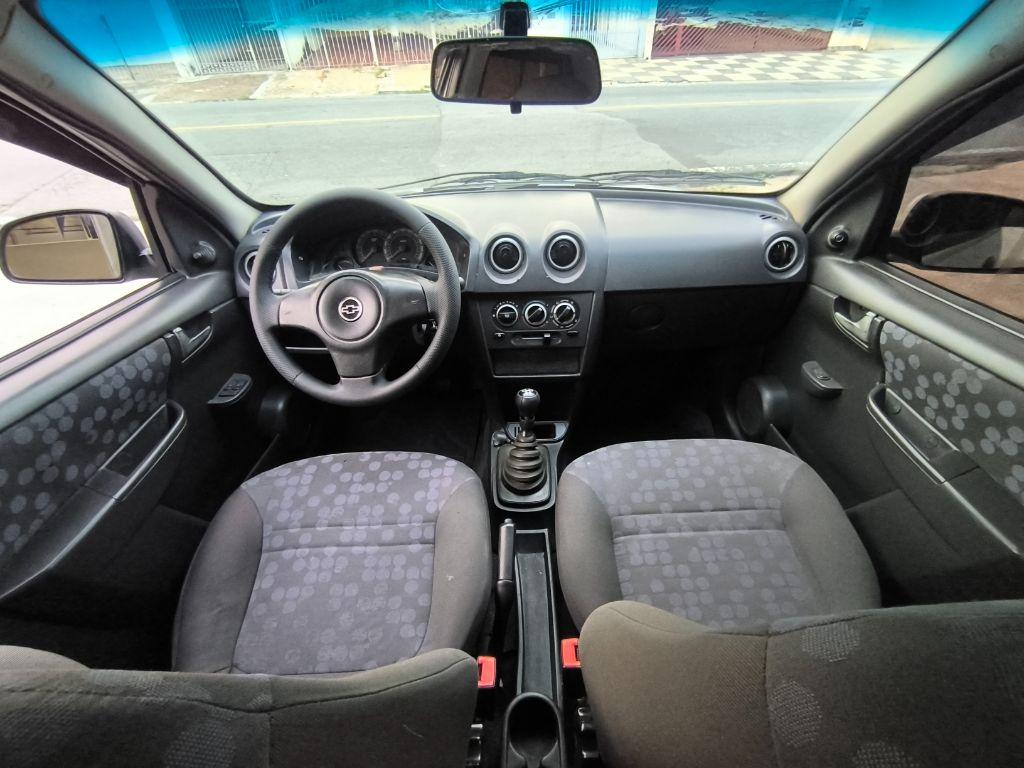 CHEVROLET Prisma - Foto
