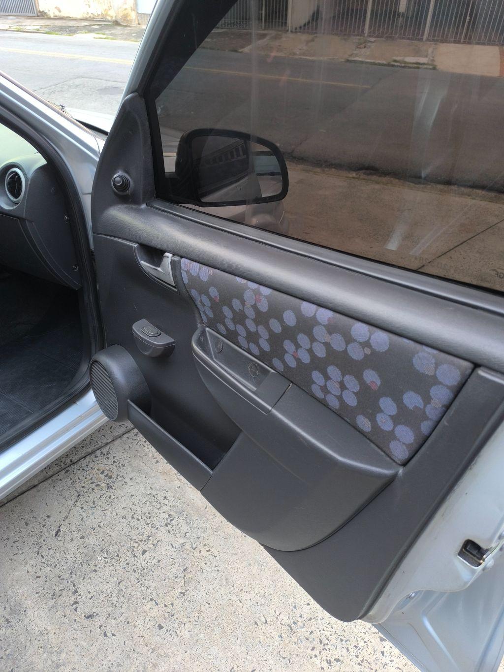 CHEVROLET Prisma - Foto