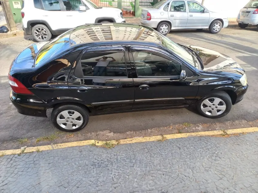 CHEVROLET Prisma - Foto