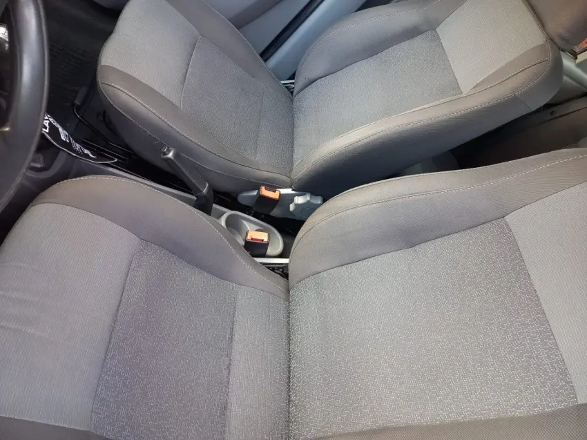 CHEVROLET Prisma - Foto