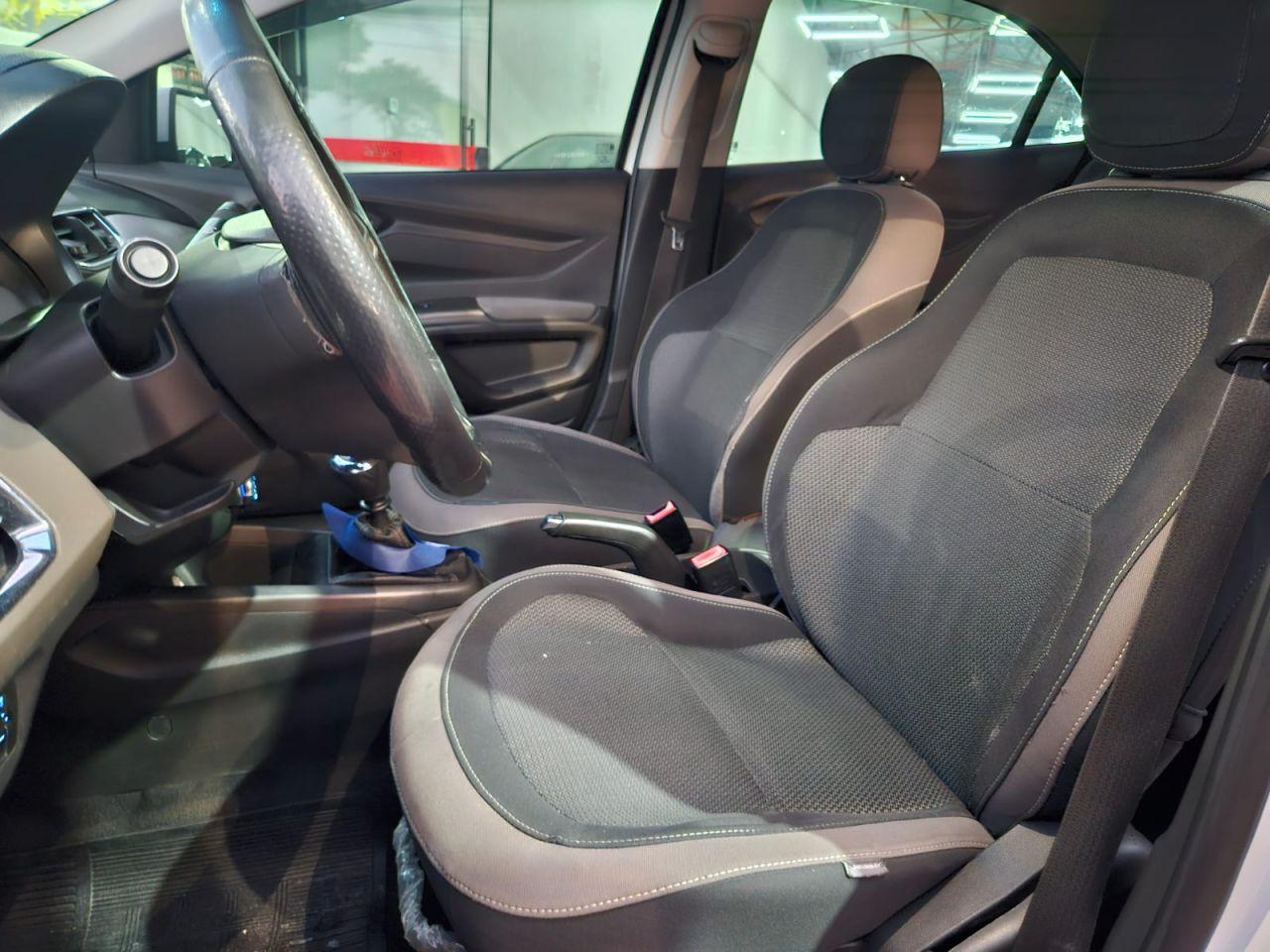 CHEVROLET Prisma - Foto