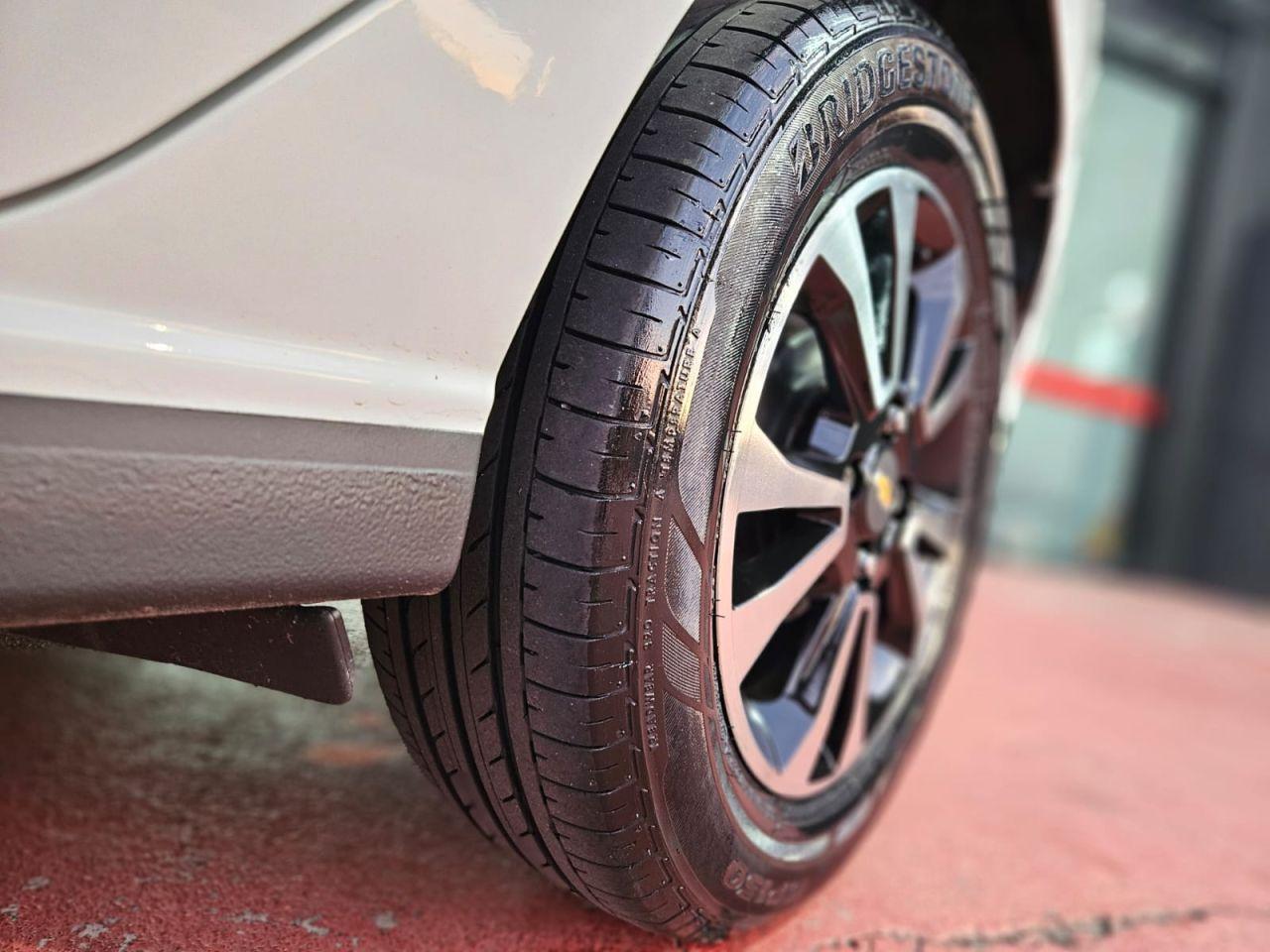 CHEVROLET Prisma - Foto