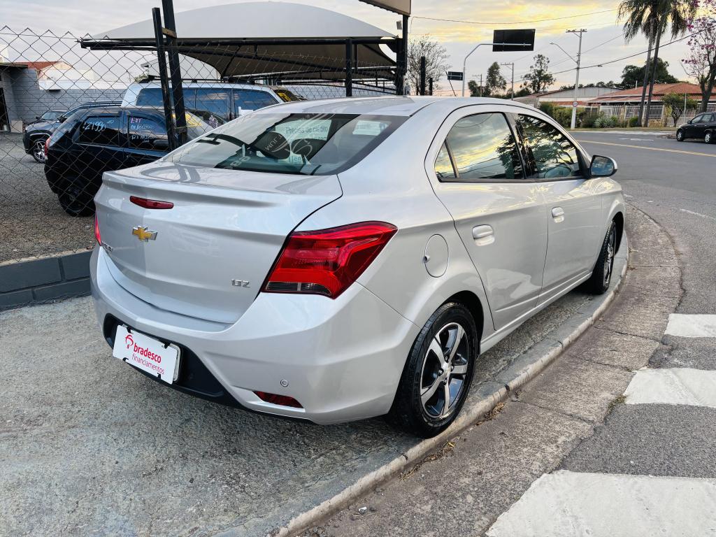 CHEVROLET Prisma - Foto