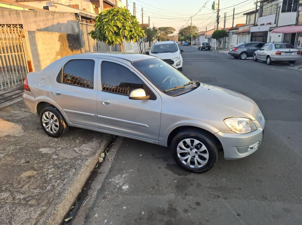 CHEVROLET Prisma - Foto