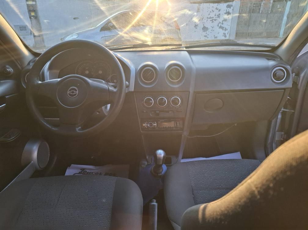 CHEVROLET Prisma - Foto