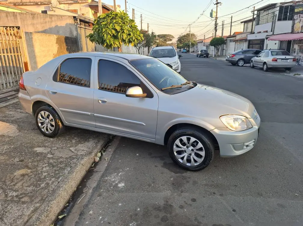 CHEVROLET Prisma - Foto