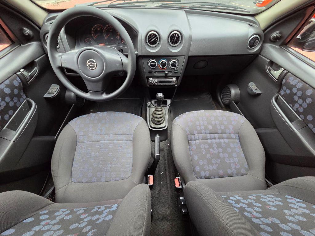 CHEVROLET Prisma - Foto