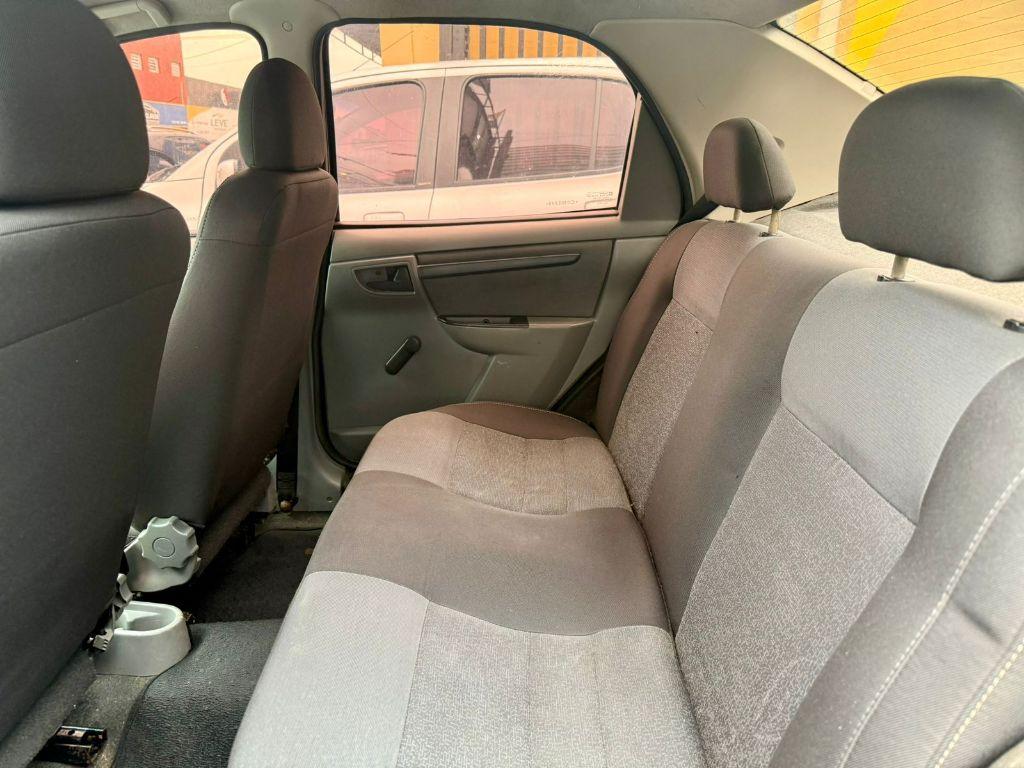 CHEVROLET Prisma - Foto