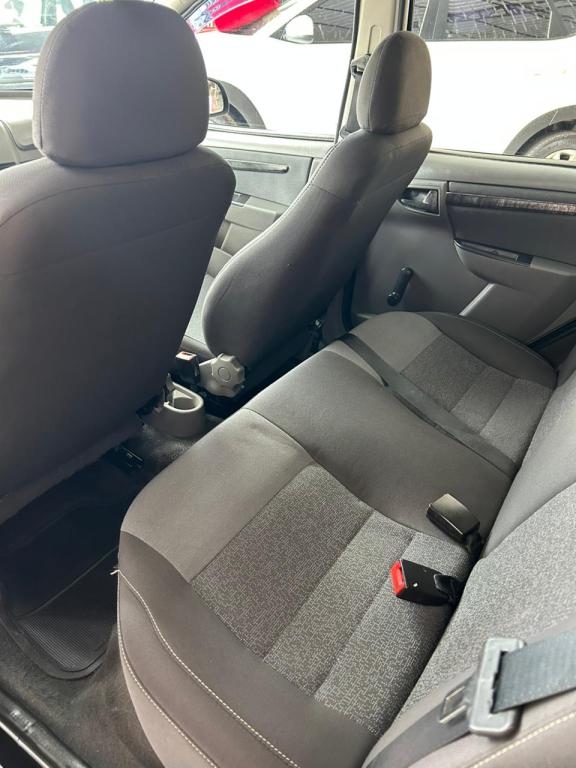 CHEVROLET Prisma - Foto