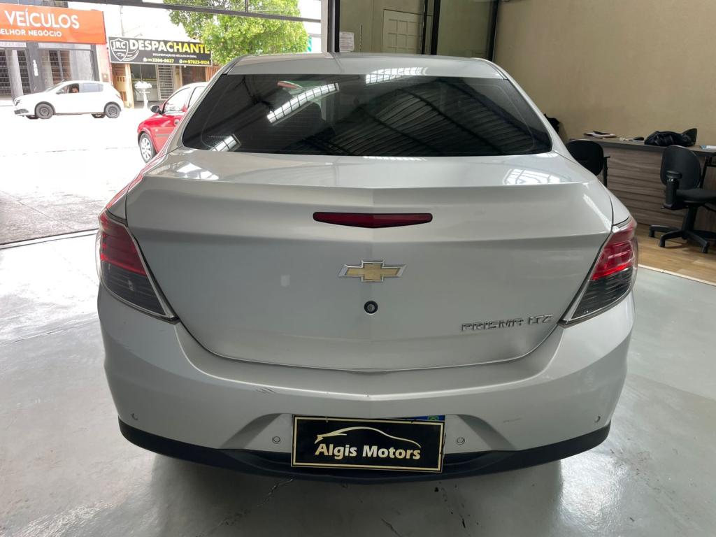 CHEVROLET Prisma - Foto