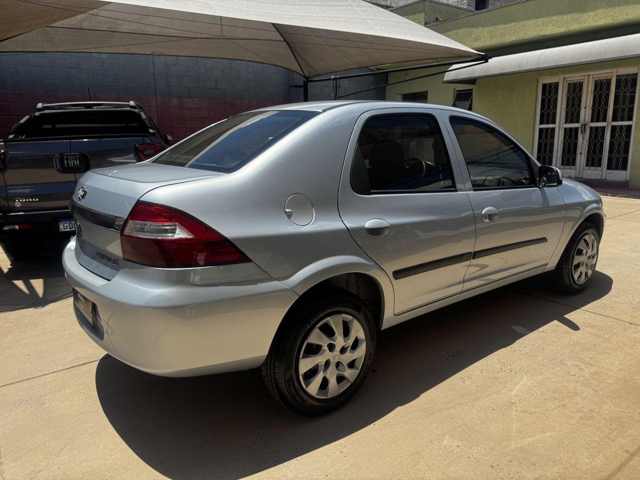 CHEVROLET Prisma - Foto