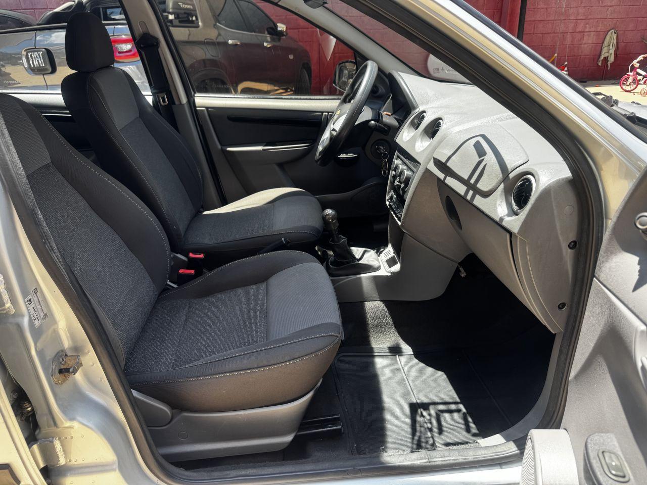 CHEVROLET Prisma - Foto