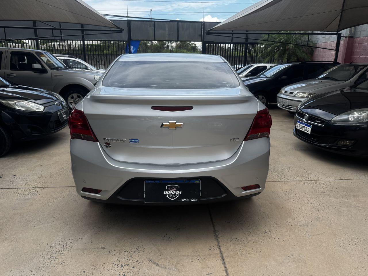 CHEVROLET Prisma - Foto