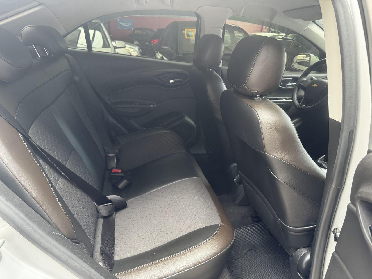 CHEVROLET Prisma - Foto