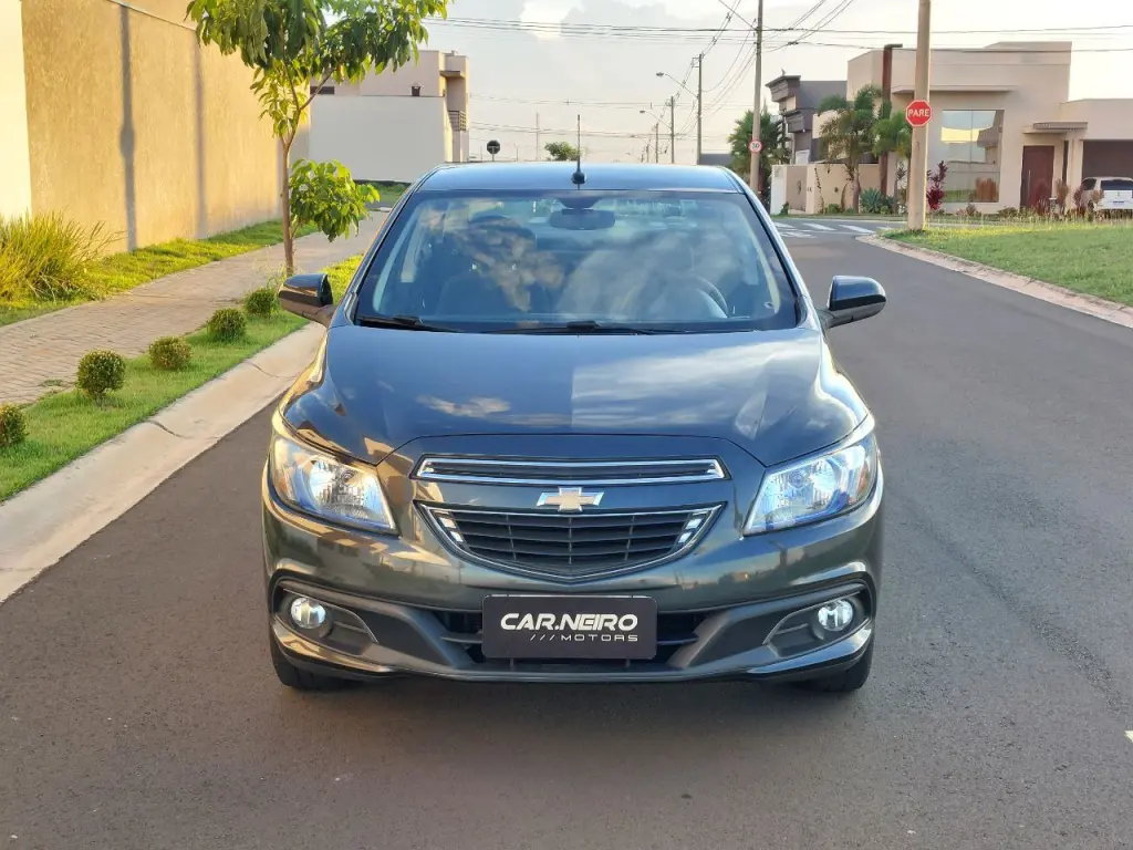 CHEVROLET Prisma - Foto