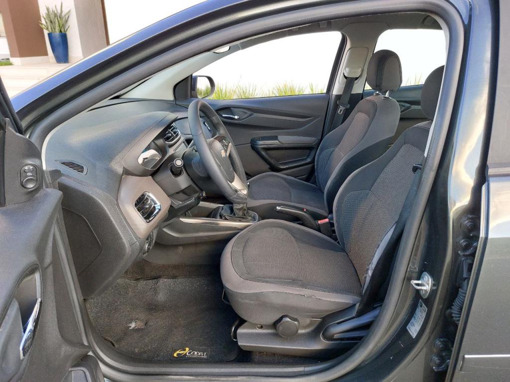 CHEVROLET Prisma - Foto