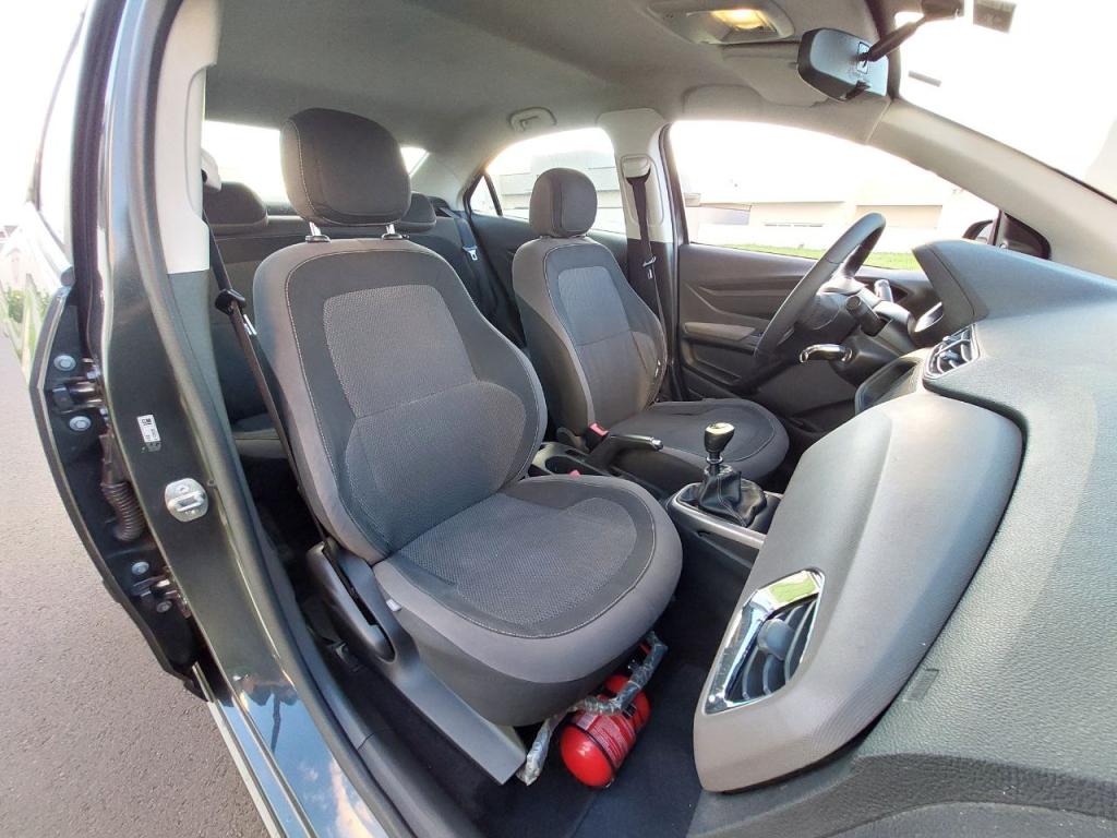 CHEVROLET Prisma - Foto