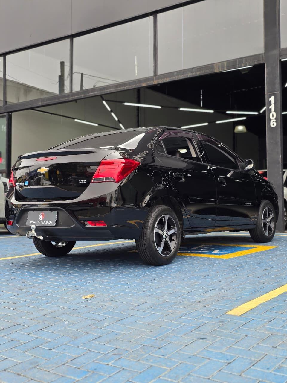 CHEVROLET Prisma - Foto