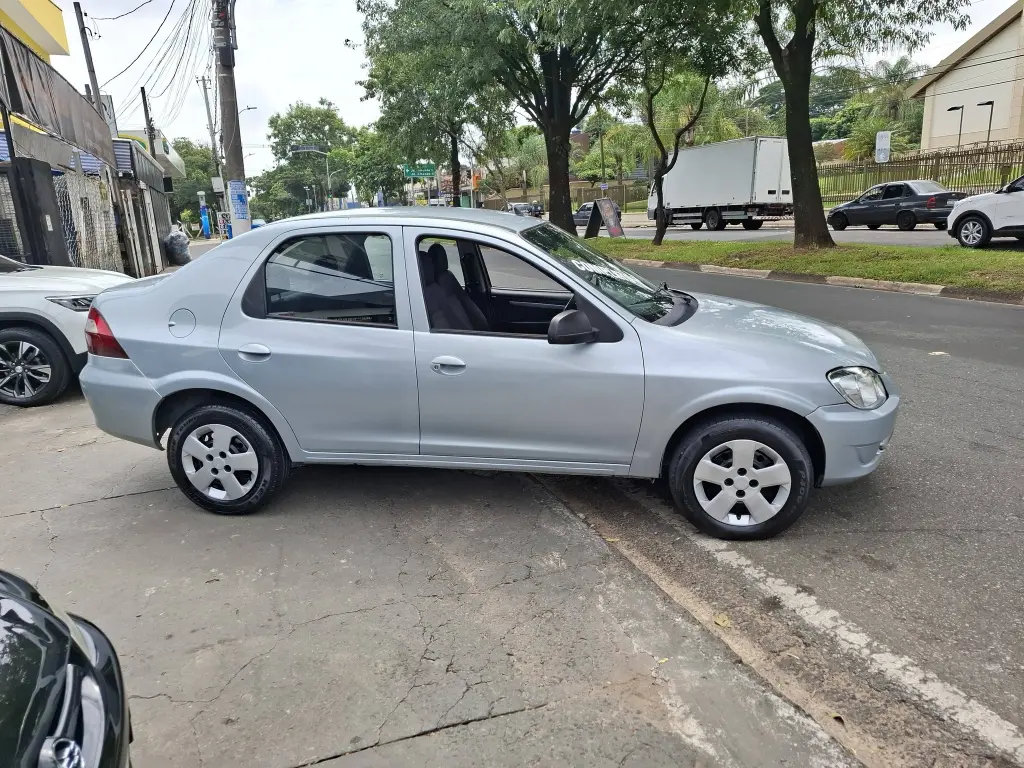 CHEVROLET Prisma - Foto