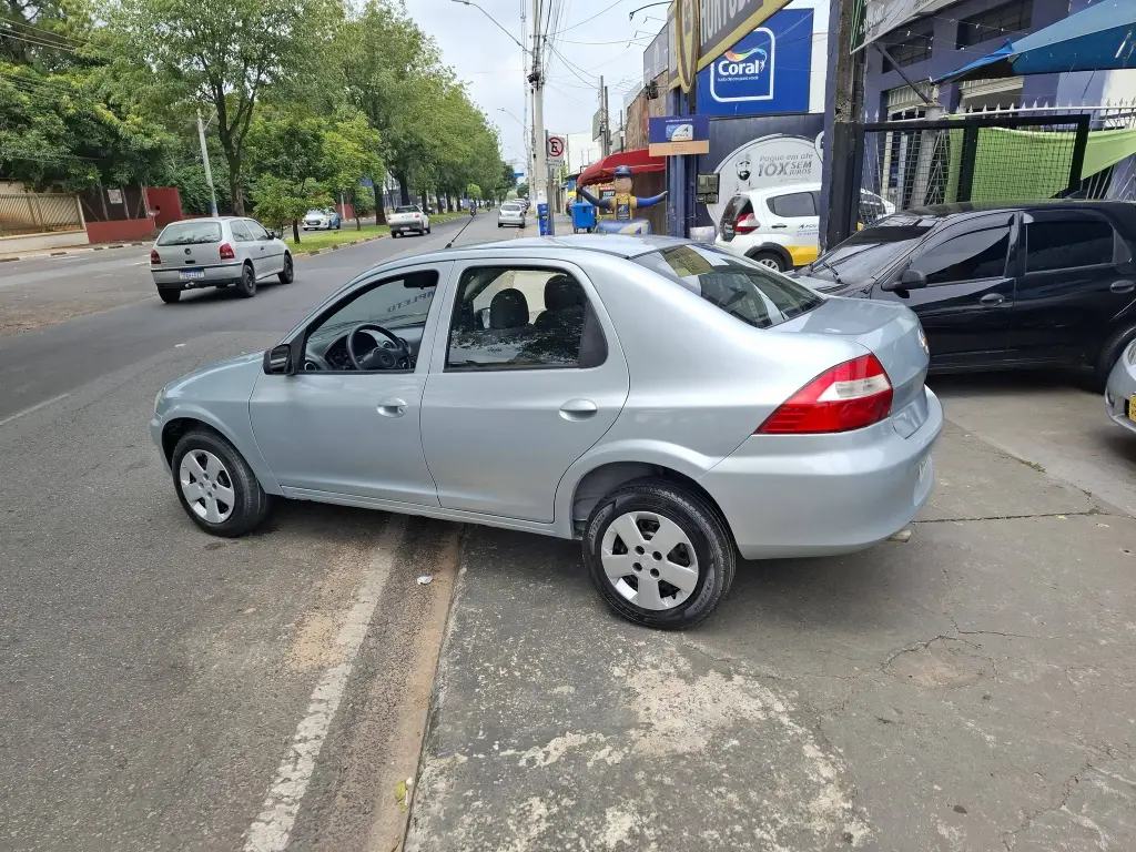 CHEVROLET Prisma - Foto