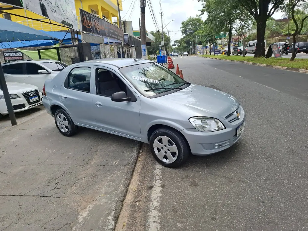 CHEVROLET Prisma - Foto