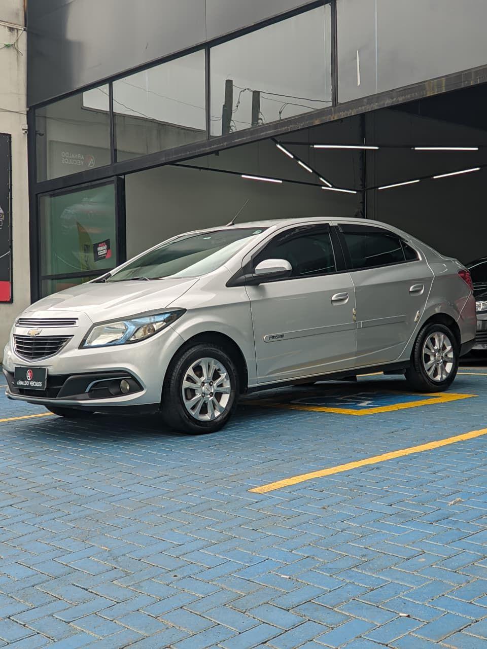 CHEVROLET Prisma - Foto