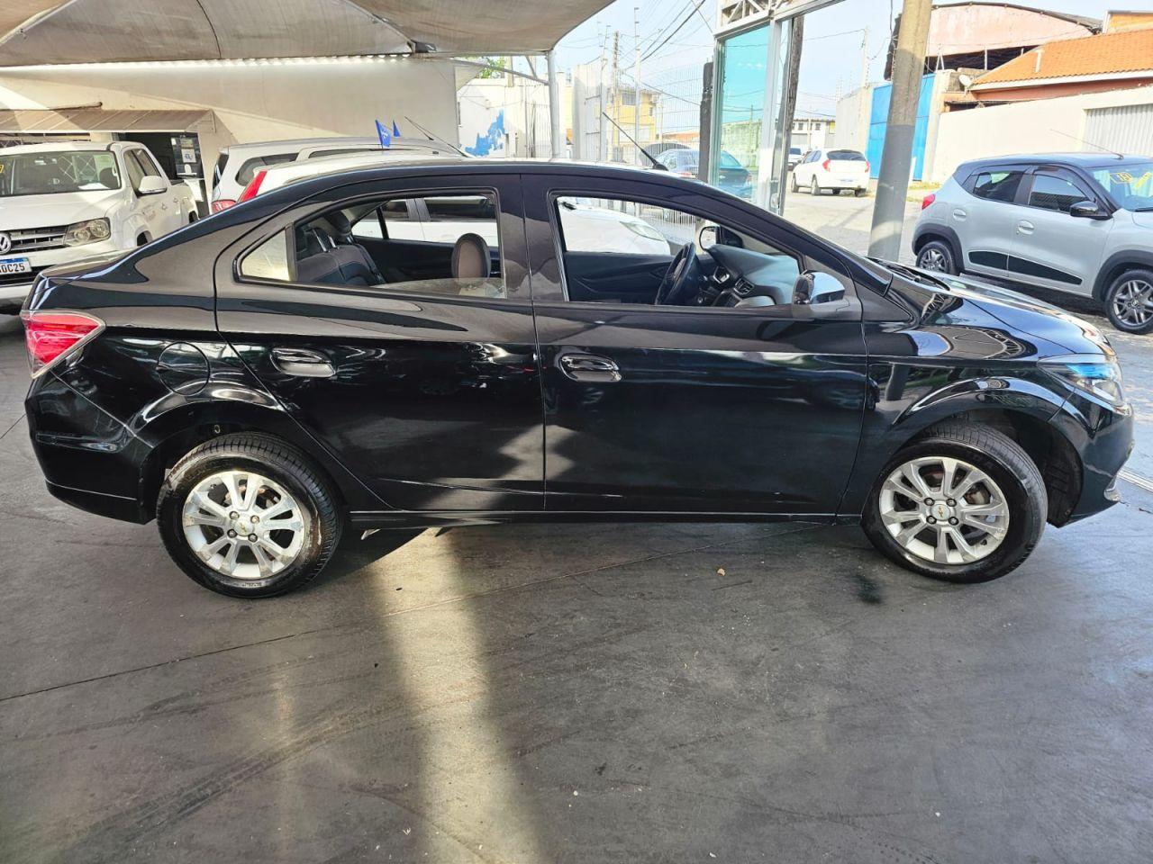 CHEVROLET Prisma - Foto