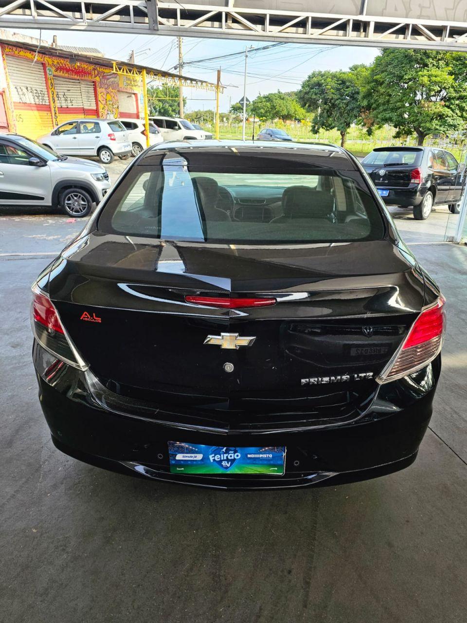 CHEVROLET Prisma - Foto