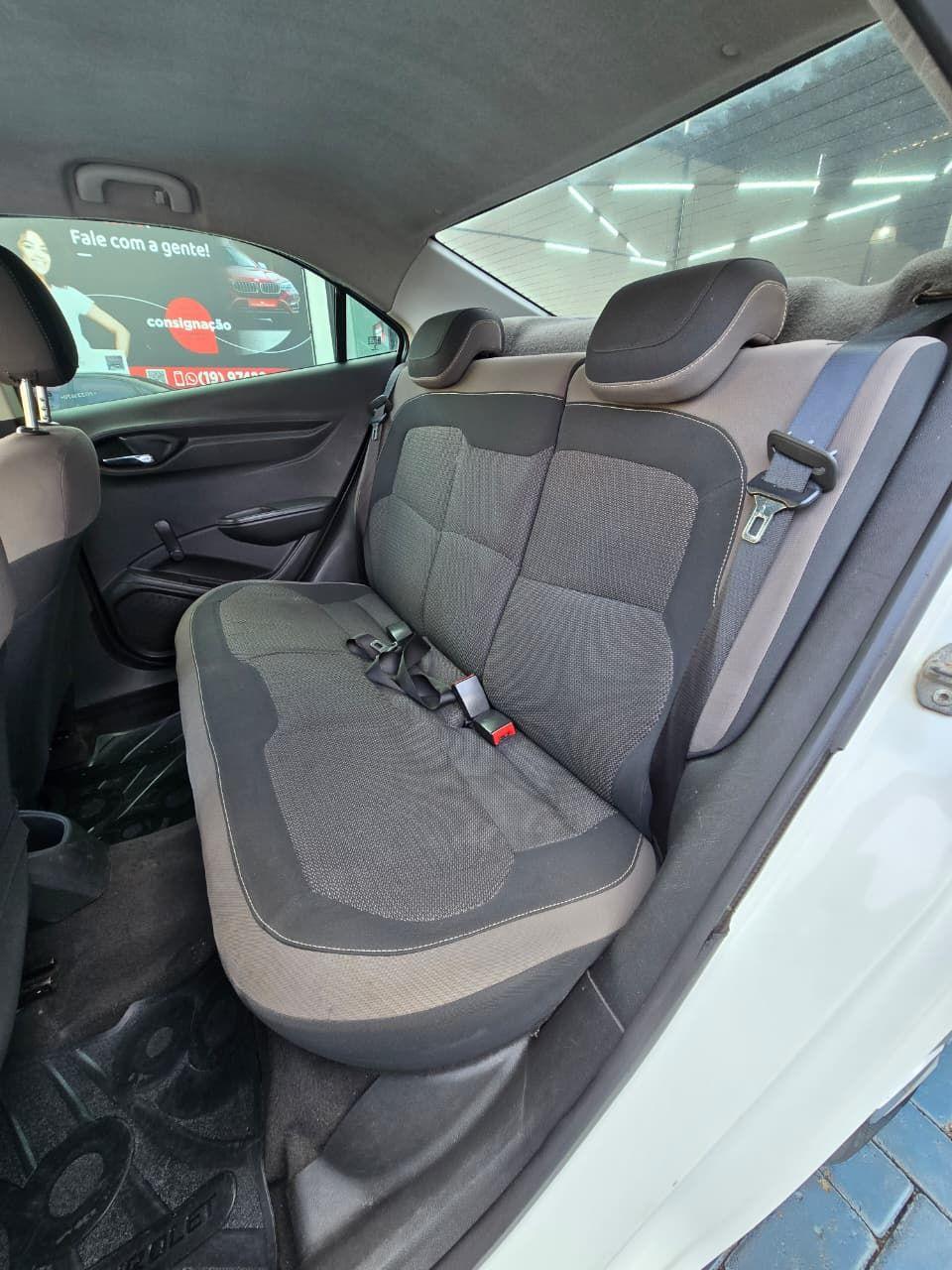 CHEVROLET Prisma - Foto
